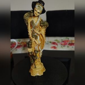 Bathroom Decor - Figurine - Norleans Kuan Yin Carved Oriental  Made in Italy VT